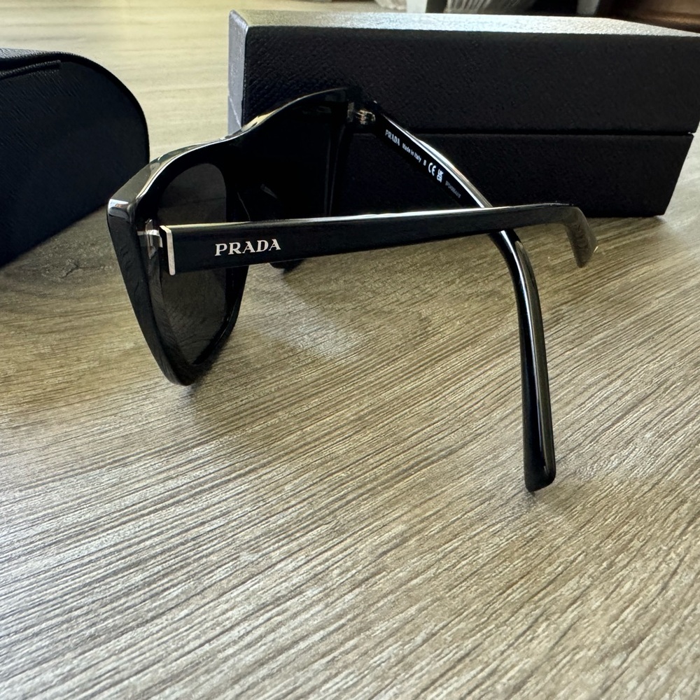 Women’s Prada Sunglasses - Picture 3 of 8